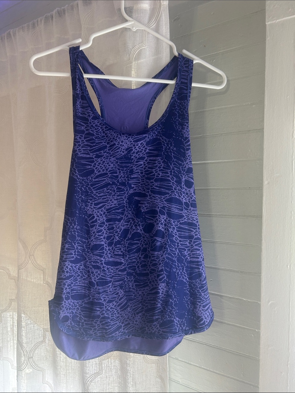 Lululemon tank